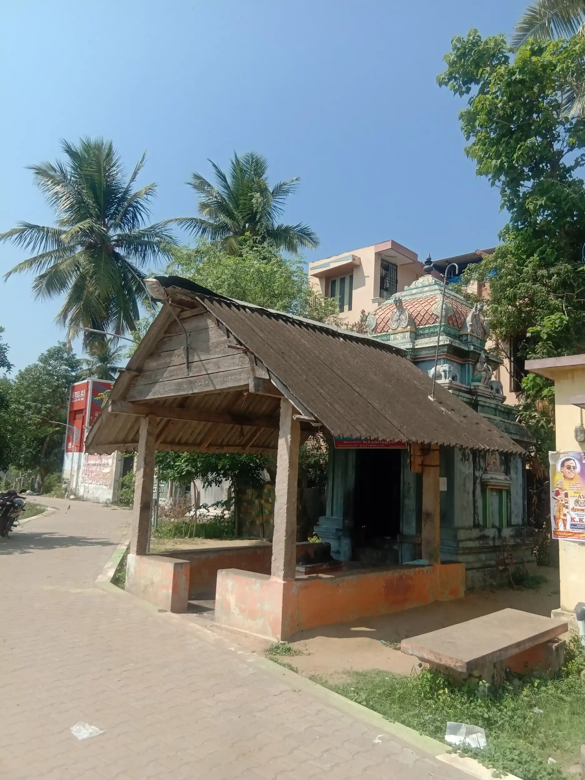 Arulmigu Sannasi Ayynar Temple, Tiruchitrambalam - 614601 அருள்மிகு சன்னாசிஅய்யனார் திருக்கோயில், Tiruchitrambalam - 614601, Thanjavur - Ancient Temple Architecture and History Image 4