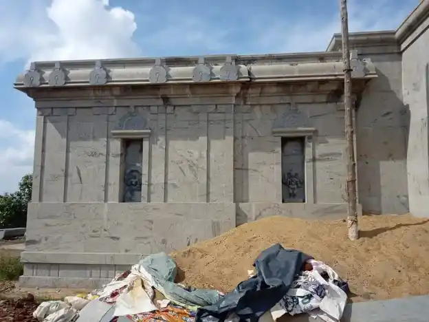 Arulmigu Santhamahalingeswarar Temple, Kondichetty Patty - 637001 அருள்மிகு சந்தன மகாலிங்கேஸ்வரர் திருக்கோயில், வகுரம்பட்டி - 637001, Namakkal - Ancient Temple Architecture and History Image 7