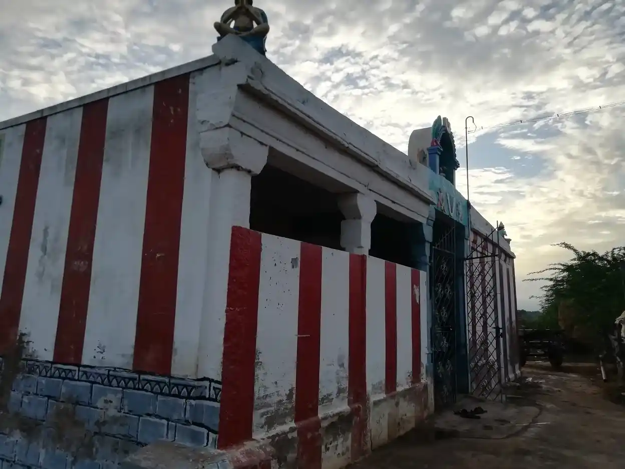 Arulmigu Santhana Gopala Samy Temple, Keelapattam - 627351 அருள்மிகு சந்தாணகோபாலசுவாமி திருக்கோயில், Keelapattam - 627351, Tirunelveli - Ancient Temple Architecture and History Image 5