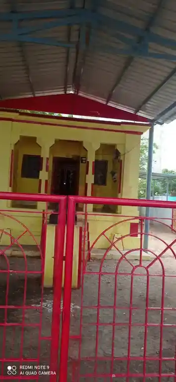 Arulmigu Santhana Mariamman Temple, Paraikkuttam - 628301 அருள்மிகு சந்தண மாரியம்மன் திருக்கோயில், Paraikkuttam - 628301, Thoothukudi - Ancient Temple Architecture and History Image 4