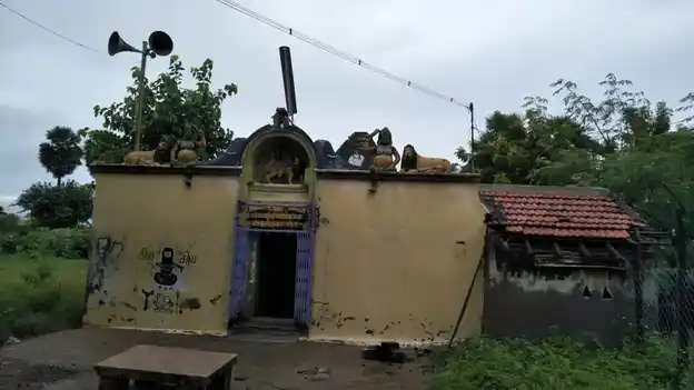 Arulmigu Santhana Mariamman Temple, Parthipanur - 623608 அருள்மிகு சந்தனமாரியம்மன் திருக்கோயில், Parthipanur - 623608, Ramanathapuram - Ancient Temple Architecture and History Image 3