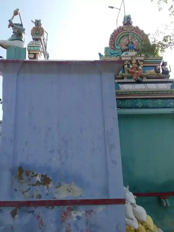 Arulmigu Santhana Mariyamman Temple, Santhanmmaal Puram, Palayamkottai - 627005 அருள்மிகு சந்தன மாரியம்மன் திருக்கோயில், சந்தனம்மாள்புரம், பாளையங்கோட்டை - 627005, Tirunelveli - Ancient Temple Architecture and History Image 2