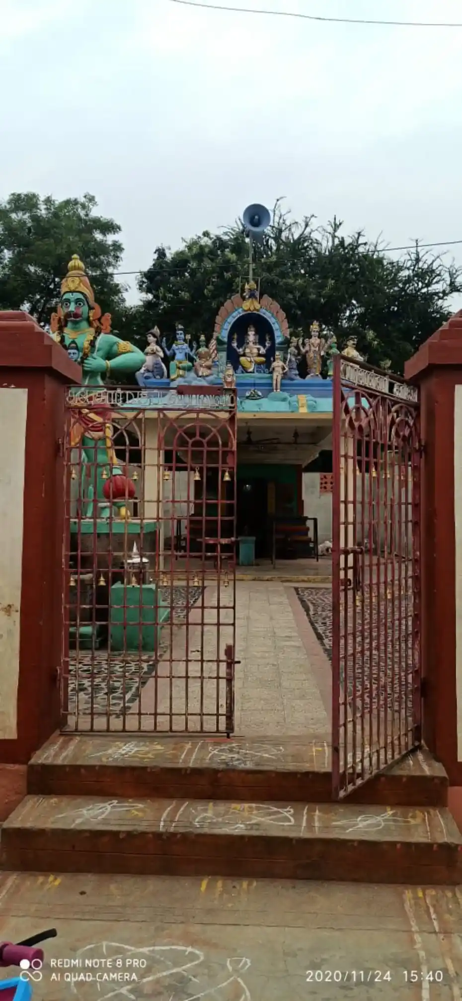 Arulmigu Santhana Vinayagar Temple, Karigiri - 632106 Temple