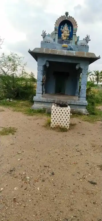 Arulmigu Santhana Vinayagar Temple, Singalandhapuram - 621014 Arulmigu Santhana Vinayagar Temple, Singalandhapuram - 621014, Thiruchirappalli - Ancient Temple Architecture and History Image 4