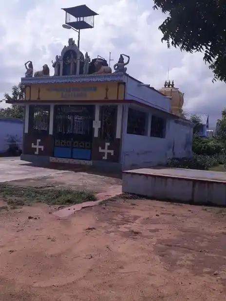Arulmigu Santhanamari Amman Temple, Veeravanallur - 627414 அருள்மிகு சந்தனமாரியம்மன் திருக்கோயில், வீரவநல்லூா் - 627414, Tirunelveli - Ancient Temple Architecture and History Image 5