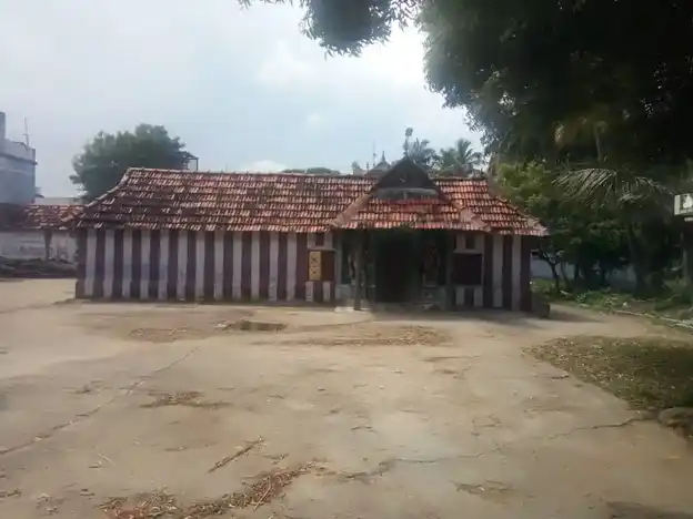 Arulmigu Santhanamariamman Temple, Puthugramam, Theroor - 629403 அருள்மிகு சந்தனமாரியம்மன் திருக்கோயில், Puthugramam, Theroor - 629403, Kanyakumari - Ancient Temple Architecture and History Image 3