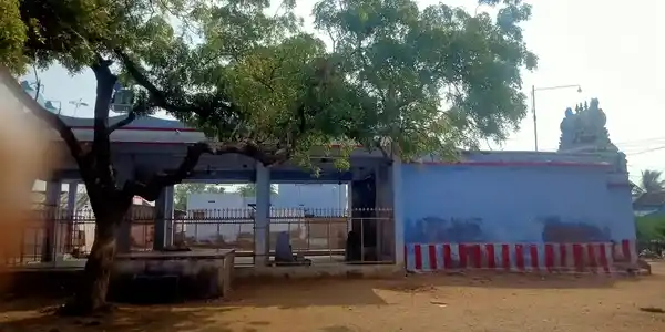 Arulmigu Santhanamariamman Temple, Village West Side, Kurichikulam - 627357 அருள்மிகு சந்தனமாரியம்மன் திருக்கோயில், கிராமத்தின் மேற்கு பகுதியில்உள்ளது, குறிச்சிகுளம் - 627357, Tirunelveli - Ancient Temple Architecture and History Image 4
