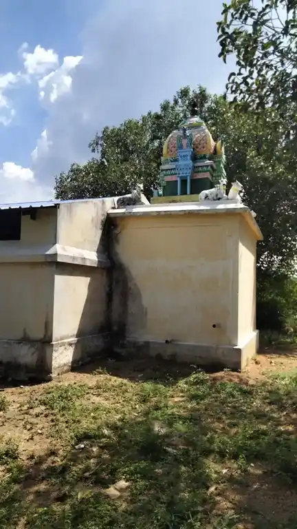 Arulmigu Santhi Veerappa Swami Temple, Punchisankethi, Punjai Sangenthi - 621711 ArulmiguSanthi veerappa swami Temple, Punchisankethi, Punjai Sangenthi - 621711, Thiruchirappalli - Ancient Temple Architecture and History Image 9