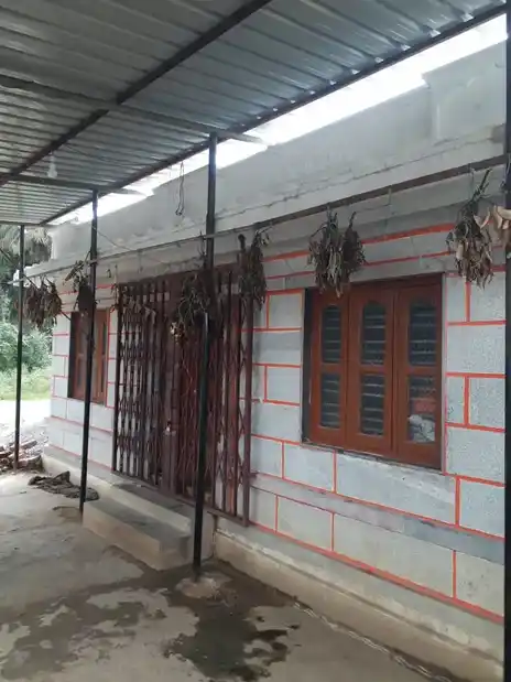 Arulmigu Santhiramowleeswarar Temple, G.B.Kelamangalam - 635113 Arulmigu Santhiramowleeswarar Temple, G.B.Kelamangalam - 635113, Krishnagiri - Ancient Temple Architecture and History Image 5