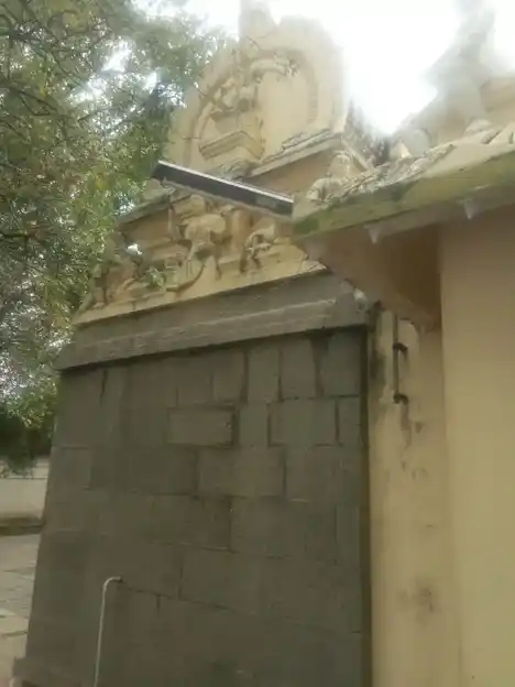 Arulmigu Santhirasekara Pidariyamman Temple, Kodanthoor - 639206 அருள்மிகு சந்திரசேகர பிடாரியம்மன் திருக்கோயில், Kodanthoor - 639206, Karur - Ancient Temple Architecture and History Image 3