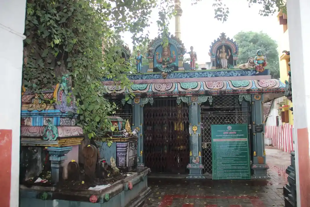 Arulmigu Santhiyamman Temple, Choolai, Chennai - 600112 அருள்மிகு சந்தியம்மன் திருக்கோயில், சூளை, சென்னை - 600112, Chennai - Ancient Temple Architecture and History Image 2