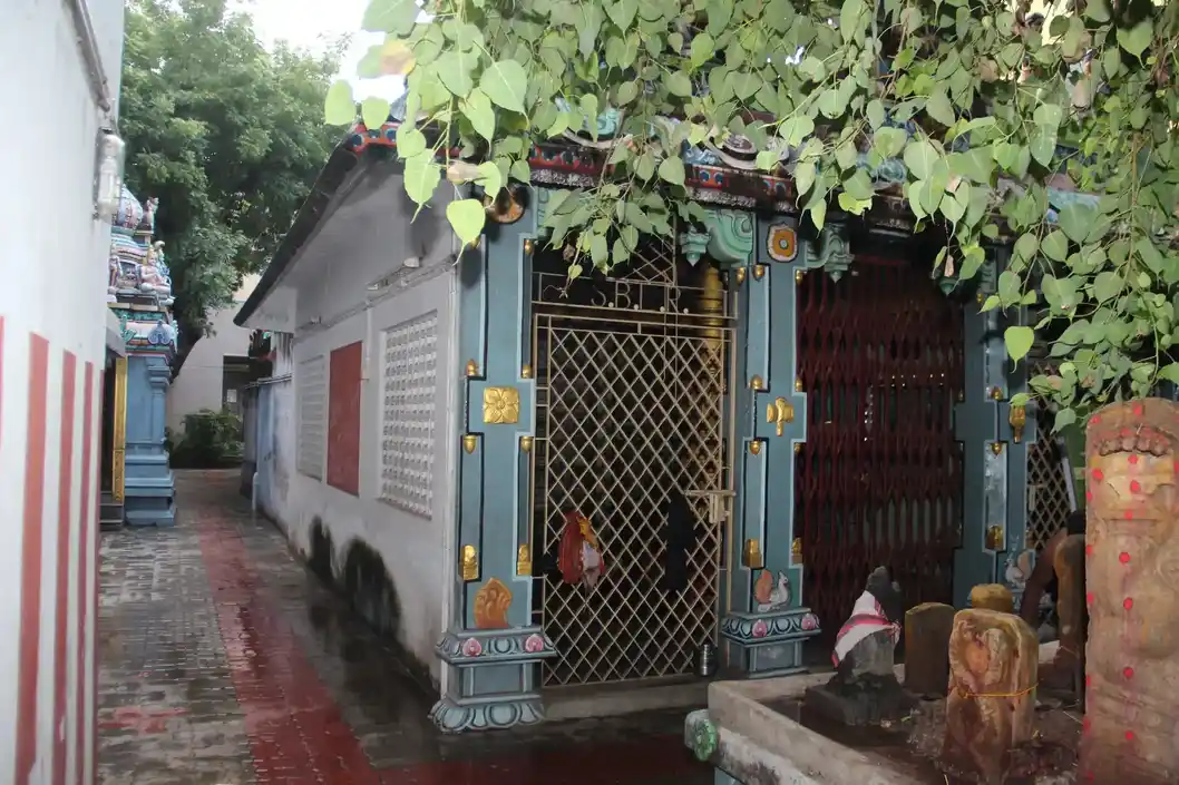 Arulmigu Santhiyamman Temple, Choolai, Chennai - 600112 அருள்மிகு சந்தியம்மன் திருக்கோயில், சூளை, சென்னை - 600112, Chennai - Ancient Temple Architecture and History Image 3