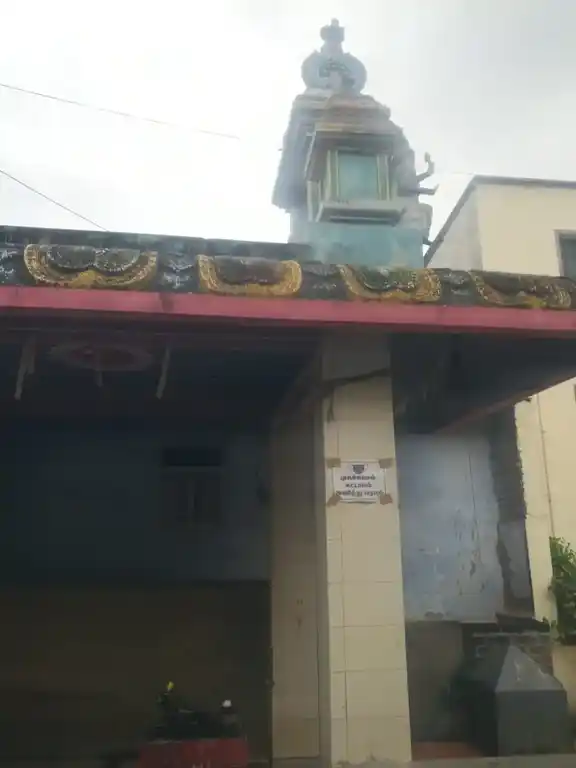 Arulmigu Santhu Mariamman Temple, Jalagantapuram, Avadathur - 636454 அருள்மிகு சந்து மாரியம்மன் திருக்கோயில், Jalagantapuram, Avadathur - 636454, Salem - Ancient Temple Architecture and History Image 2