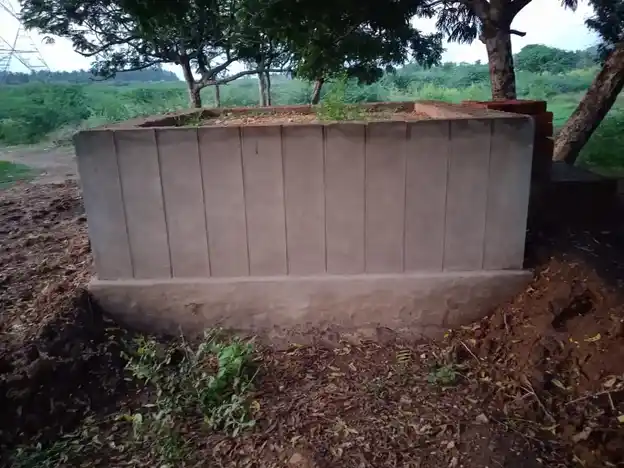 Arulmigu Sarveswarar Temple, Kombaipatty - 624202 அருள்மிகு சர்வேஸ்வரர் திருக்கோயில், Kombaipatty - 624202, Dindigul - Ancient Temple Architecture and History Image 5