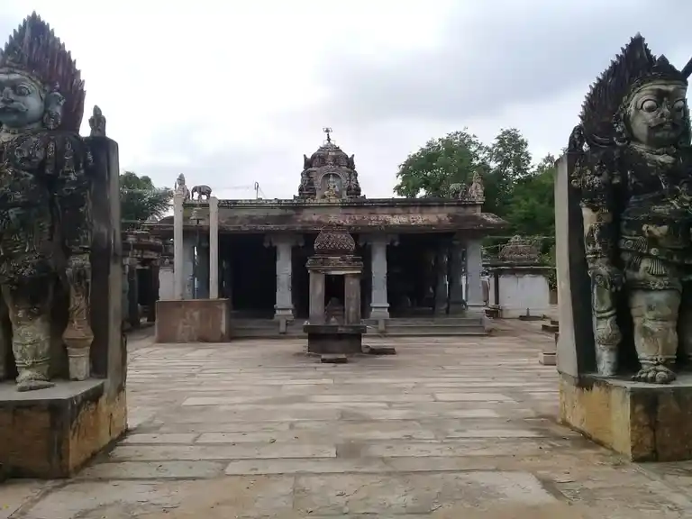 Arulmigu Sastha Ayyanar Temple, Arainmanaipatti - 630208 Arulmigu Sastha Ayyanar Temple, Arainmanaipatti - 630208, Sivagangai - Ancient Temple Architecture and History Image 3