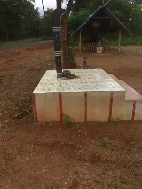 Arulmigu Sastha Ayyanar Temple, Ramagowndanpatti - 625022 அருள்மிகு சாஸ்தா அய்யனார் கோயில், Ramagowndanpatti - 625022, Madurai - Ancient Temple Architecture and History Image 4