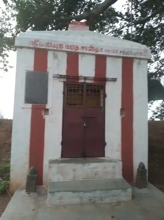 Arulmigu Sastha Kaliyuga Varathar Temple, Chathiram Puthukkulam, Chathiram Puthukkulam - 627358 அருள்மிகு சாஸ்தா கலியுக வரதர் திருக்கோயில், சத்திரம்புதுக்குளம், சத்திரம்புதுக்குளம் - 627358, Tirunelveli - Ancient Temple Architecture and History Image 4