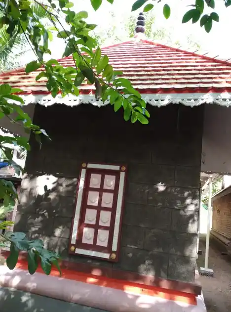 Arulmigu Sastha Temple, Araganadu, Kaliyal - 629101 Arulmigu Sastha Temple, Araganadu, Kaliyal - 629101, Kanyakumari - Ancient Temple Architecture and History Image 3