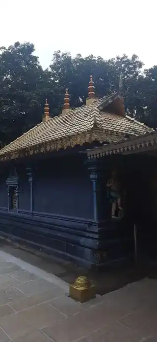 Arulmigu Sastha Temple, Chemmaruthankavu, Kadayal - 629161 Arulmigu Sastha Temple, Chemmaruthankavu, கடையல் - 629161, Kanyakumari - Ancient Temple Architecture and History Image 3