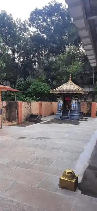 Arulmigu Sastha Temple, Chemmaruthankavu, Kadayal - 629161 Arulmigu Sastha Temple, Chemmaruthankavu, கடையல் - 629161, Kanyakumari - Ancient Temple Architecture and History Image 4