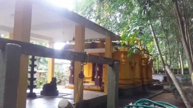 Arulmigu Sastha Temple, Eathavilai, Muttaikkadu - 629161 Arulmigu Sastha Temple, Eathavilai, முட்டைக்காடு - 629161, Kanyakumari - Ancient Temple Architecture and History Image 3