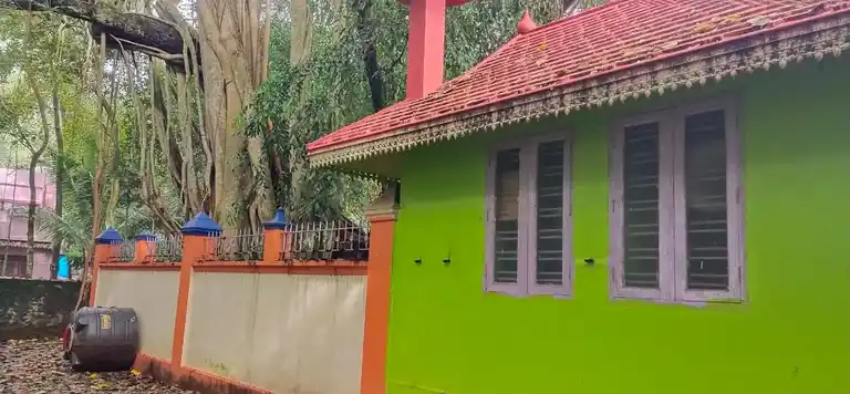 Arulmigu Sastha Temple, Kalletrivilai, Palliyadi - 629169 Arulmigu Sastha Temple, Kalletrivilai, Palliyadi - 629169, Kanyakumari - Ancient Temple Architecture and History Image 4