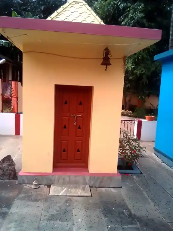 Arulmigu Sastha Temple, Kavumoolai, Nattalam - 629165 Arulmigu Sastha Temple, Kavumoolai, Nattalam - 629165, Kanyakumari - Ancient Temple Architecture and History Image 5