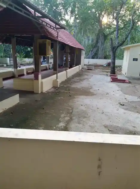 Arulmigu Sastha Temple, Near Kovil Kulam, Kakottupidagai - 629802