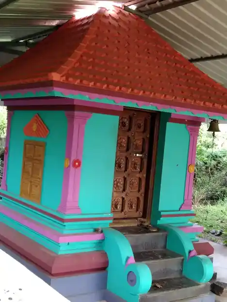 Arulmigu Sastha Temple, Siva Pada, Killiyoor - 629177 Arulmigu Sastha Temple, Siva Pada, கிள்ளியூர் - 629177, Kanyakumari - Ancient Temple Architecture and History Image 4