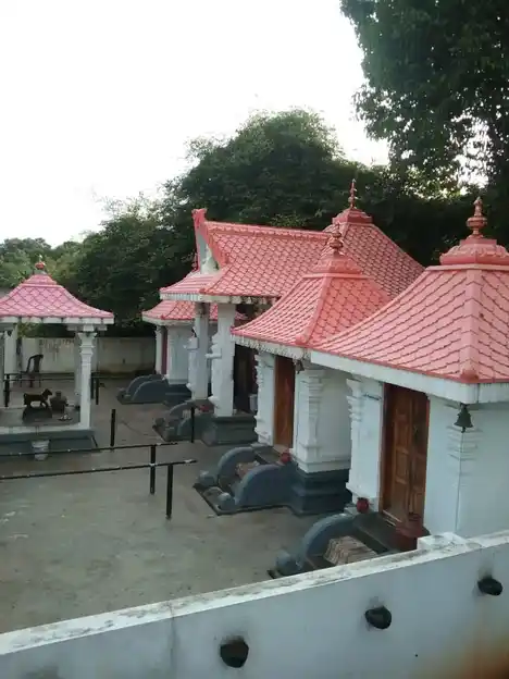 Arulmigu Sastha Temple, Uchimalai, Nattalam - 629170 Temple