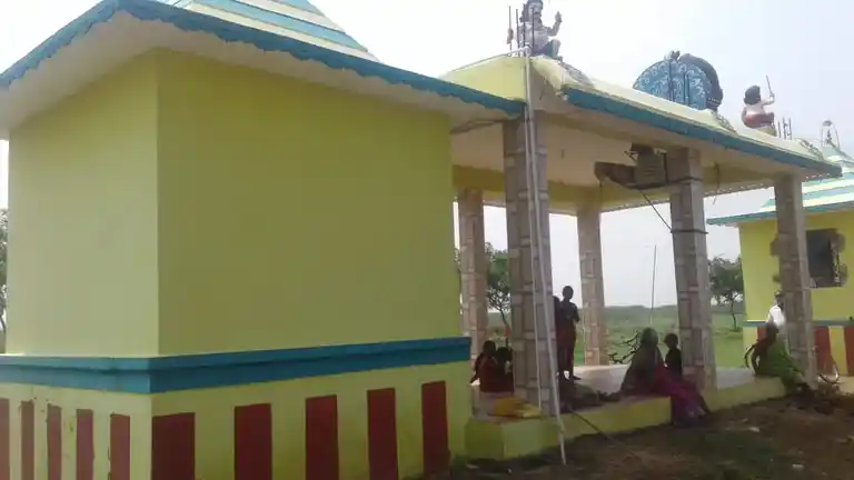 Arulmigu Sastha Velayutha Perumal Temple, Savalapperi - 628502 அருள்மிகு சாஸ்தா வேலாயுதப் பெருமாள் திருக்கோயில், Savalapperi - 628502, Thoothukudi - Ancient Temple Architecture and History Image 3