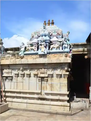 Arulmigu Sasthar Temple, Kannankarakkudi, Thirumayam Taluk - 622505 அருள்மிகு சாஸ்தார் திருக்கோயில், கண்ணங்காரங்குடி, திருமயம் வட்டம் - 622505, Pudukkottai - Ancient Temple Architecture and History Image 4