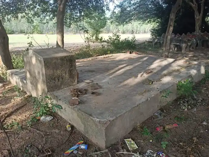 Arulmigu Sathan Temple, Eravankudi - 621803 Arulmigu Sathan Temple, Eravankudi - 621803, Ariyalur - Ancient Temple Architecture and History Image 2