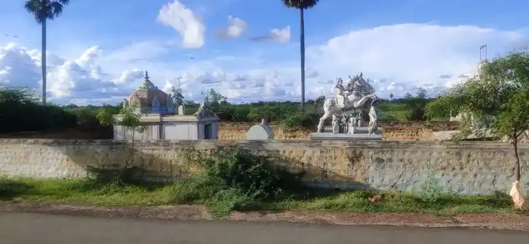 Arulmigu Satharudaiya Ayyanar Temple, Sirumaan - 630561 Arulmigu Satharudaiya Ayyanar Temple, Sirumaan - 630561, Sivagangai - Ancient Temple Architecture and History Image 4