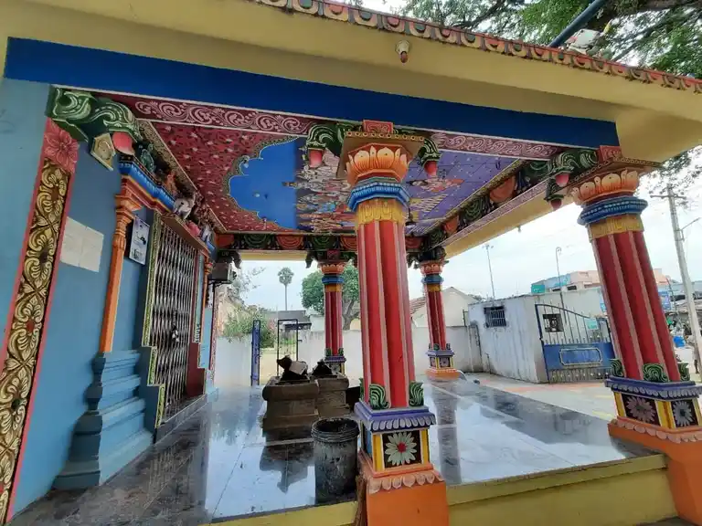 Arulmigu Sathiram Pillaiyar Vaachamakali Settiyar Satthiram, Kavinadu, Kavinadu - 622003 அருள்மிகு வாச்சமாகாளி செட்டியார் சத்திரம் மற்றும் பிள்ளையார் திருக்கோயில், திருவப்பூர், கவிநாடு - 622003, Pudukkottai - Ancient Temple Architecture and History Image 5