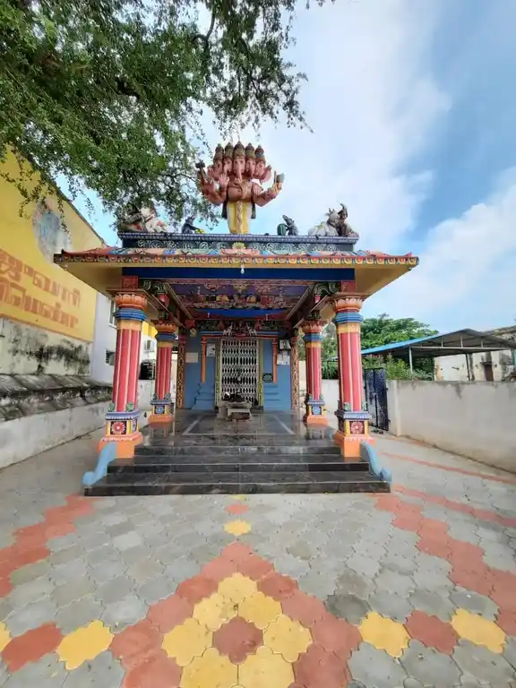 Arulmigu Sathiram Pillaiyar Vaachamakali Settiyar Satthiram, Kavinadu, Kavinadu - 622003 அருள்மிகு வாச்சமாகாளி செட்டியார் சத்திரம் மற்றும் பிள்ளையார் திருக்கோயில், திருவப்பூர், கவிநாடு - 622003, Pudukkottai - Ancient Temple Architecture and History Image 9