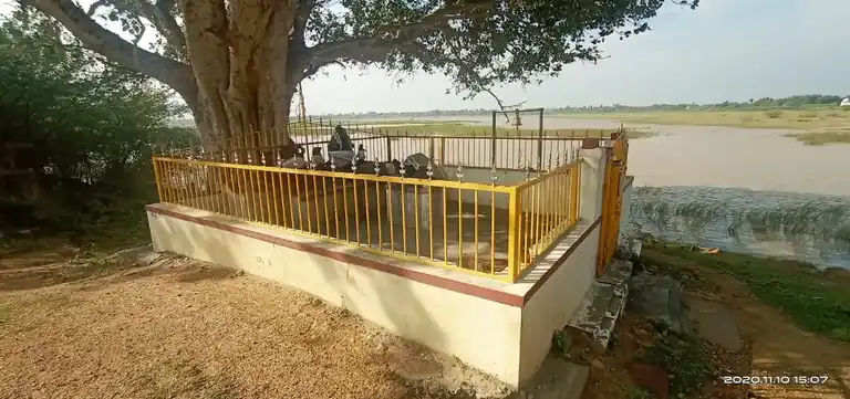 Arulmigu Sathurkonda Vinayagar Temple, Vellaalakkottiyur - 622506 அருள்மிகு சதுர்கொண்ட விநாயகர் திருக்கோயில், Vellaalakkottiyur - 622506, Pudukkottai - Ancient Temple Architecture and History Image 5