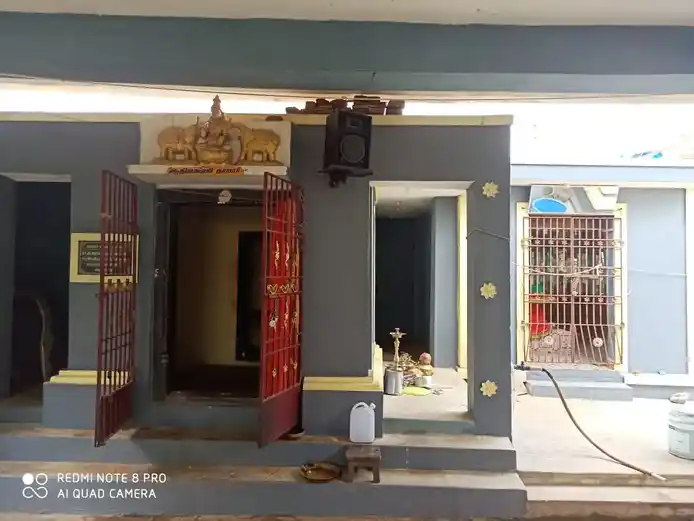 Arulmigu Sathya Narayana Perumal Temple, Inside The Village, Thirupanthiyur - 602001 அருள்மிகு சத்தியநாராயண பெருமாள் திருக்கோயில், Inside The Village, Thirupanthiyur - 602001, Tiruvallur - Ancient Temple Architecture and History Image 4