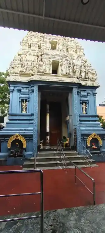 Arulmigu Sathyavaratharajaperumal Temple, Arumbakkam, Chennai - 600106 அருள்மிகு சத்திய வரதராஜப் பெருமாள் திருக்கோயில், அரும்பாக்கம், சென்னை - 600106, Chennai - Ancient Temple Architecture and History Image 2