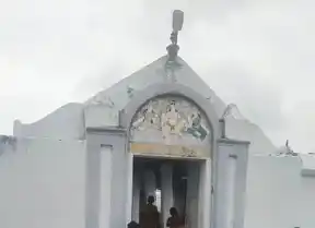 Arulmigu Satthaiyyanar and Karuppar Temple, Oonaiyur, Thirumayam Taluk - 622102 அருள்மிகு சாத்தஐயனார் மற்றும் கருப்பர் திருக்கோவில், ஊனையூர், திருமயம் வட்டம் - 622102, Pudukkottai - Ancient Temple Architecture and History Image 6