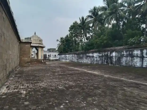 Arulmigu Sayavaneswarar Temple, Saayavanam - 609105 அருள்மிகு சாயாவனேஸ்வரர் திருக்கோயில், சாயாவனம் - 609105, Mayiladuthurai - Ancient Temple Architecture and History Image 2