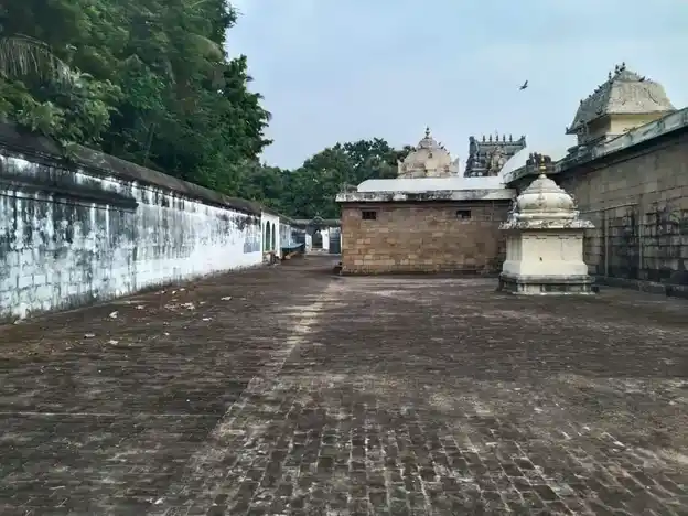 Arulmigu Sayavaneswarar Temple, Saayavanam - 609105 அருள்மிகு சாயாவனேஸ்வரர் திருக்கோயில், சாயாவனம் - 609105, Mayiladuthurai - Ancient Temple Architecture and History Image 3