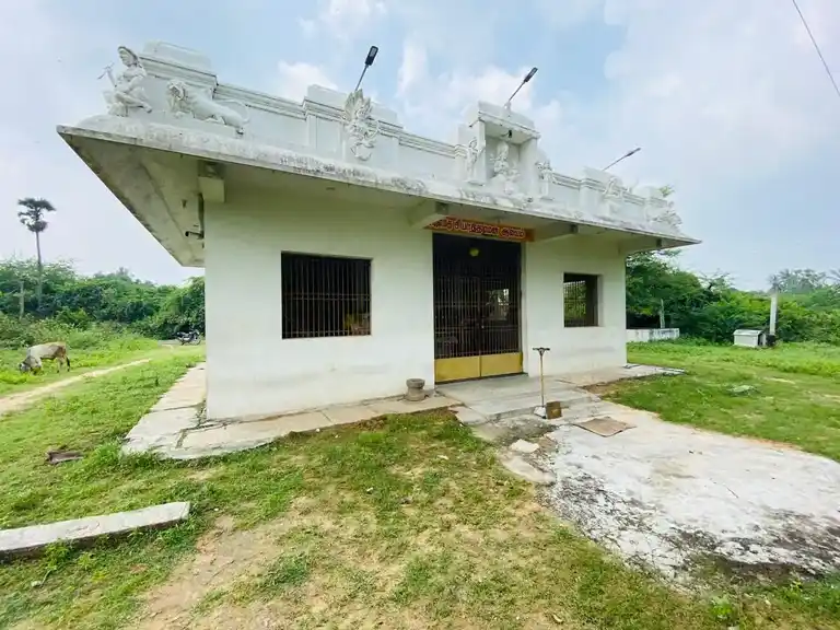 Arulmigu Seeathamman Temple, Near River, Sivapuram - 601204 அருள்மிகு சீயாத்தம்மன் திருக்கோயில், Near River, Sivapuram - 601204, Tiruvallur - Ancient Temple Architecture and History Image 4