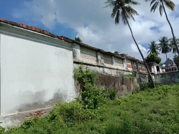 Arulmigu Seenevasaperumal Temple And Kasivisvanathaswamy Temple, Kalyanapruam, Thanjavur - 613201 அருள்மிகு சீனிவாசப்பெருமாள் மற்றும் காசிவிசுவநாதர் திருக்கோயில், Kalyanapruam, Thanjavur - 613201, Thanjavur - Ancient Temple Architecture and History Image 8