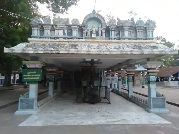 Arulmigu Seenivasa Perumal Temple, Dindigul - 624001 அருள்மிகு சீனிவாச பெருமாள் திருக்கோயில், திண்டுக்கல் - 624001, Dindigul - Ancient Temple Architecture and History Image 3