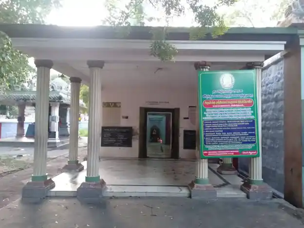 Arulmigu Seenivasa Perumal Temple, Dindigul - 624001 அருள்மிகு சீனிவாச பெருமாள் திருக்கோயில், திண்டுக்கல் - 624001, Dindigul - Ancient Temple Architecture and History Image 7