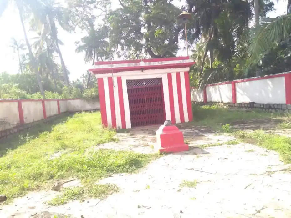 Arulmigu Seenivasa Perumal Temple, Kalampattu - 632202 அருள்மிகு சீனிவாசப் பெருமாள் திருக்கோயில், காலாம்பட்டு - 632202, Vellore - Ancient Temple Architecture and History Image 4