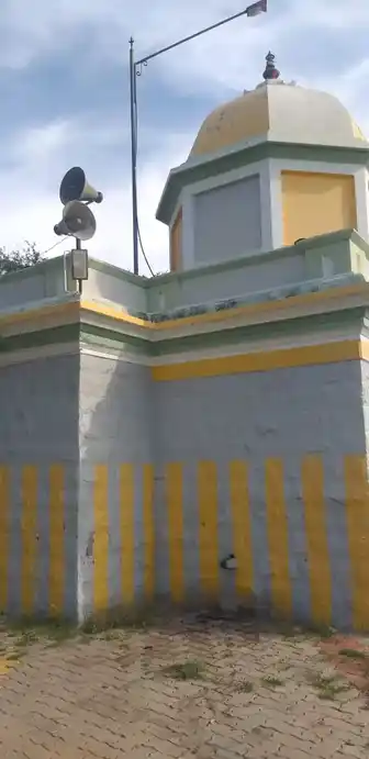 Arulmigu Seenivasaperumal Temple, Kanniyappapillaipatti - 625512 ஸ்ரீனிவாசப் பெருமாள் திருக்கோயில், Kanniyappapillaipatti - 625512, Theni - Ancient Temple Architecture and History Image 3