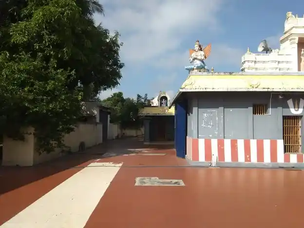 Arulmigu Seenvasa Perumal Temple, Villiyam Bakkam - 603101 அருள்மிகு சீனிவாசப்பெருமாள் திருக்கோயில், வில்லியம்பாக்கம் - 603101, Chengalpattu - Ancient Temple Architecture and History Image 3