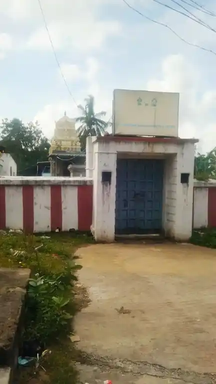 Arulmigu Seenvasaperumal Temple, Kattankolathur - 603203 அருள்மிகு சீனிவாசப்பெருமாள் திருக்கோயில், Kattankolathur - 603203, Chengalpattu - Ancient Temple Architecture and History Image 3